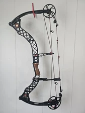 Mathews Z7 Compound Bow