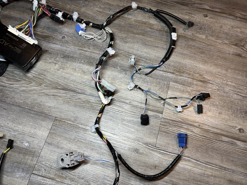 Arnés de cables de puerta trasera genuino OEM Toyota Sienna 2021-2025 puerta automática Foto 3 de 4