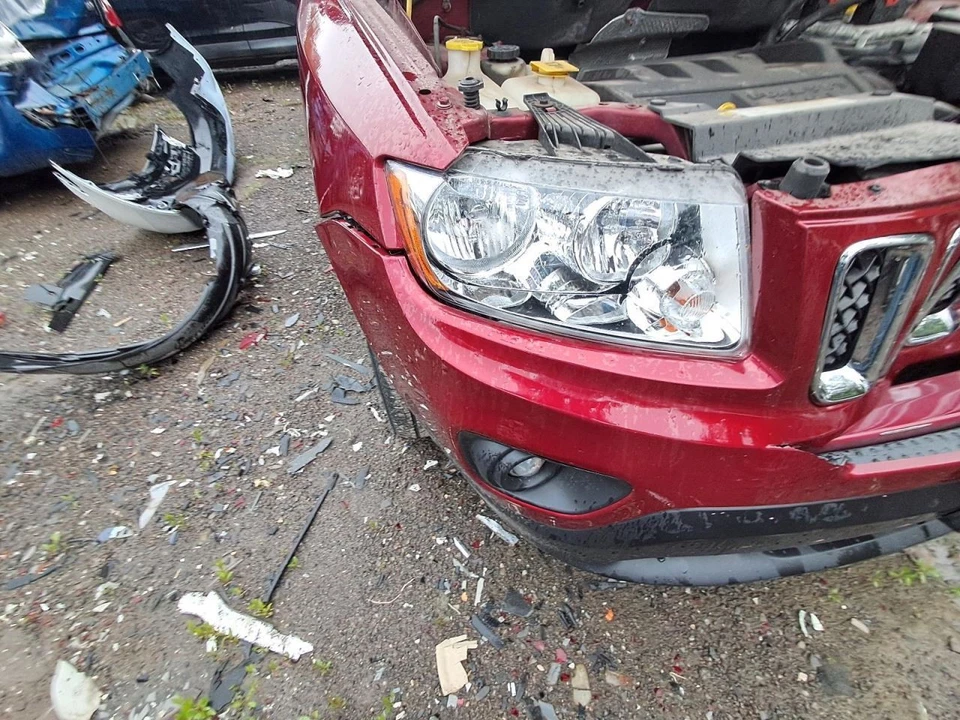 Jeep Compass Engine ECM 2011 módulo de control electrónico 2,4 L usado 178 k millas Foto 4 de 4