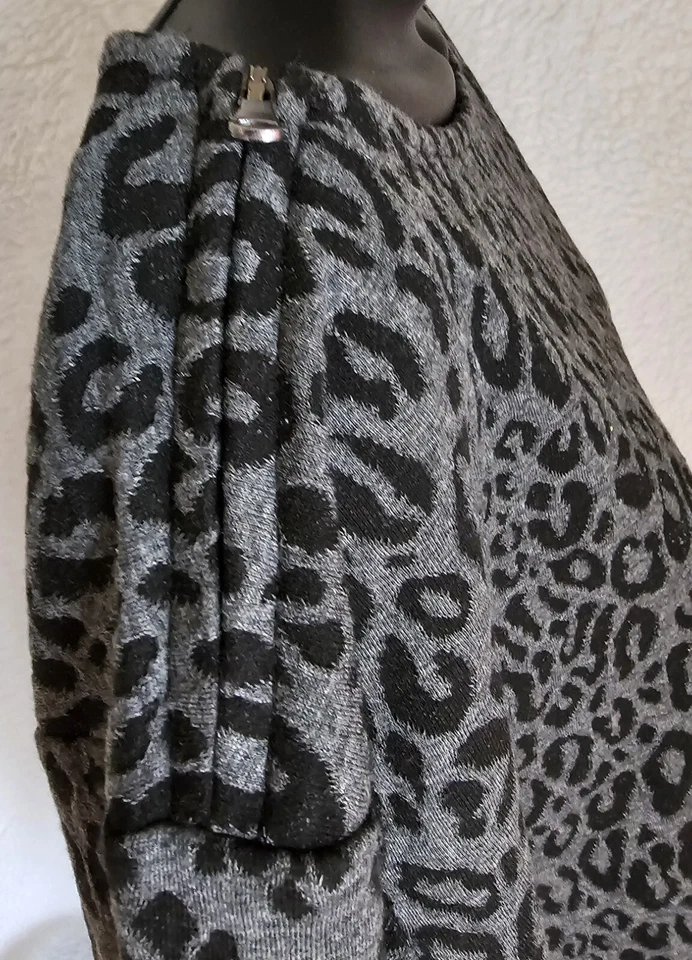 Talbots Womens Shirt Top Blouse Size L Gray Black Leopard Print - Image 4 of 4