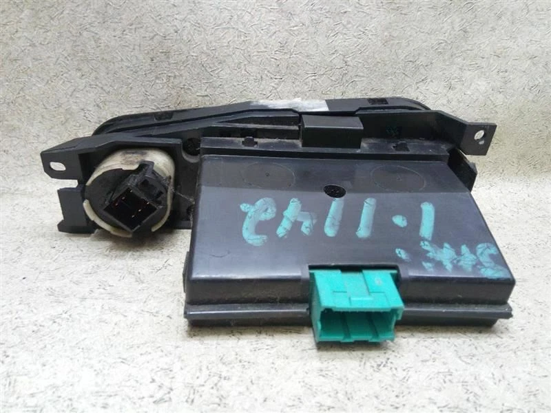Control de temperatura climático para 97-01 Chevrolet Lumina Car H6 189290 Foto 4 de 4