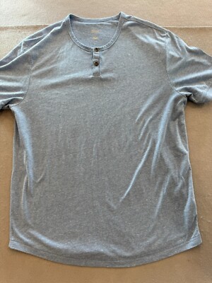 G.H. Bass T Shirt Men's Medium Baby Blue Everyday Casual Henley Layering Tee