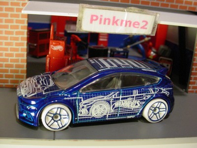 hot wheels ford focus rs blue