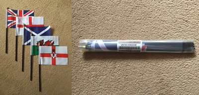 VEREINIGTES KÖNIGREICH FLAGGE 5er SET kleine handgeschwenkte Flaggen 6 Zoll x 4 Zoll (15 cm x 10 cm) UK