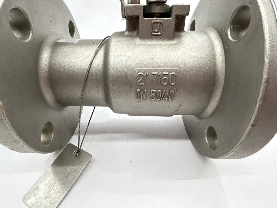 Jamesbury 2” 7150 CF8M 316SS Stainless Steel Flanged Ball Valve DN50 PN40 - Image 3 of 4