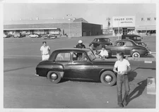 1951 Hillman Minx 1950s Photo Police Officer Ford Coupe Jeep Woody Parking Lot
