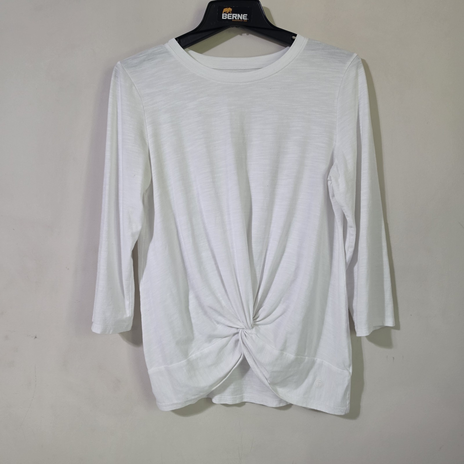 T By Talbots Women's Medium Three Quarter Sleeve Twist Front Top Stretch White