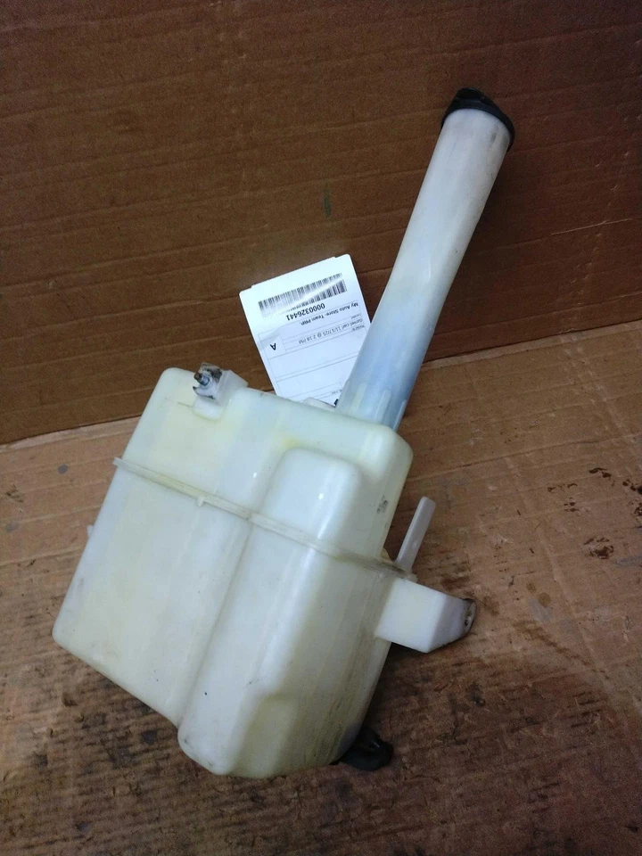 2000 Lexus ES300 Washer Fluid Reservoir OEM White 610044 225K Miles Foto 2 de 4