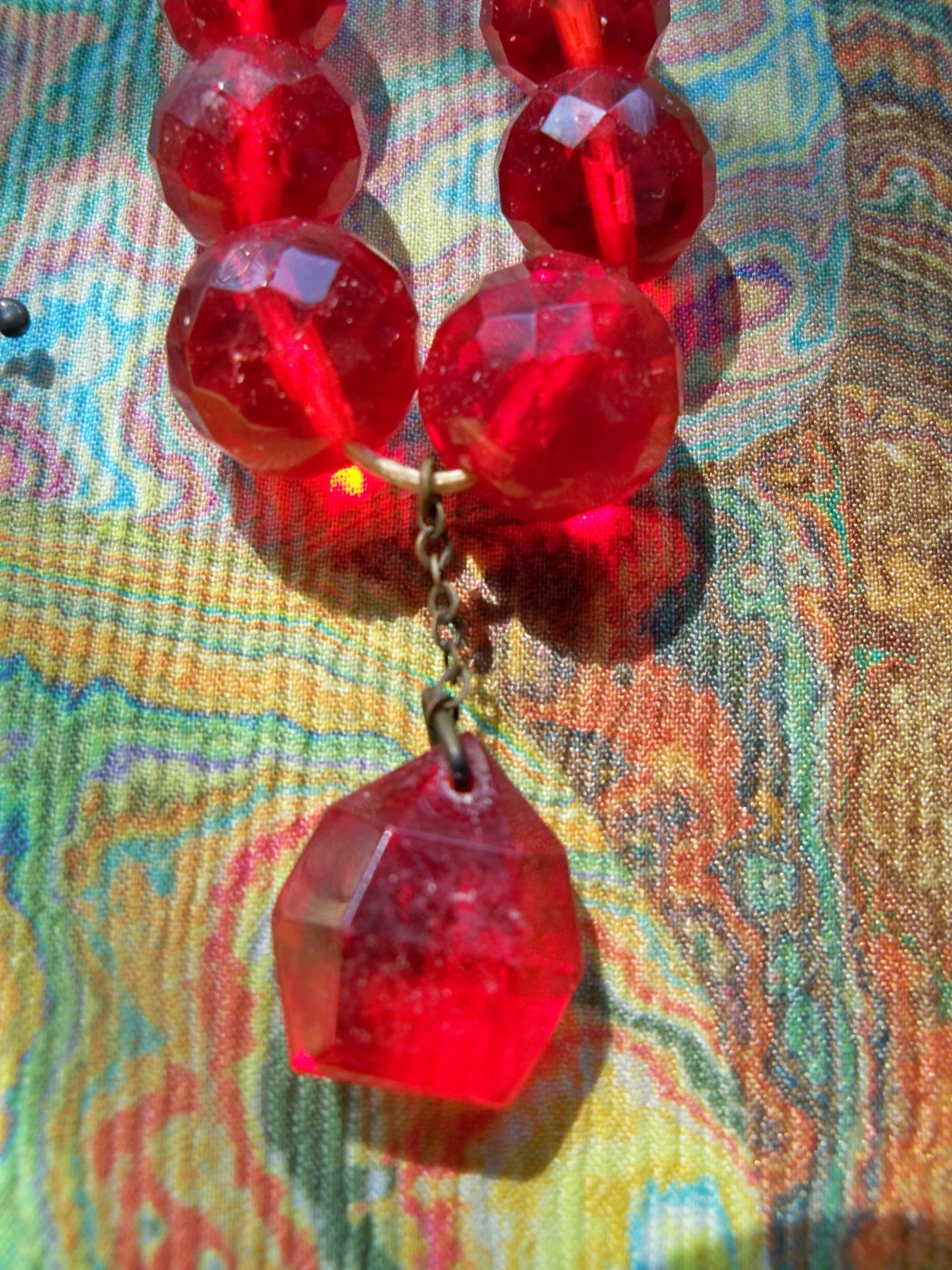 Vintage geometric art deco cherry red Glass Pendant Necklace czech bead