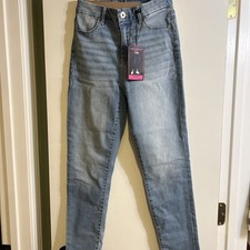Women's Jeans Size S. Brand: NOBO. 69% Cotton 26% Polyester. 2% Spandex New