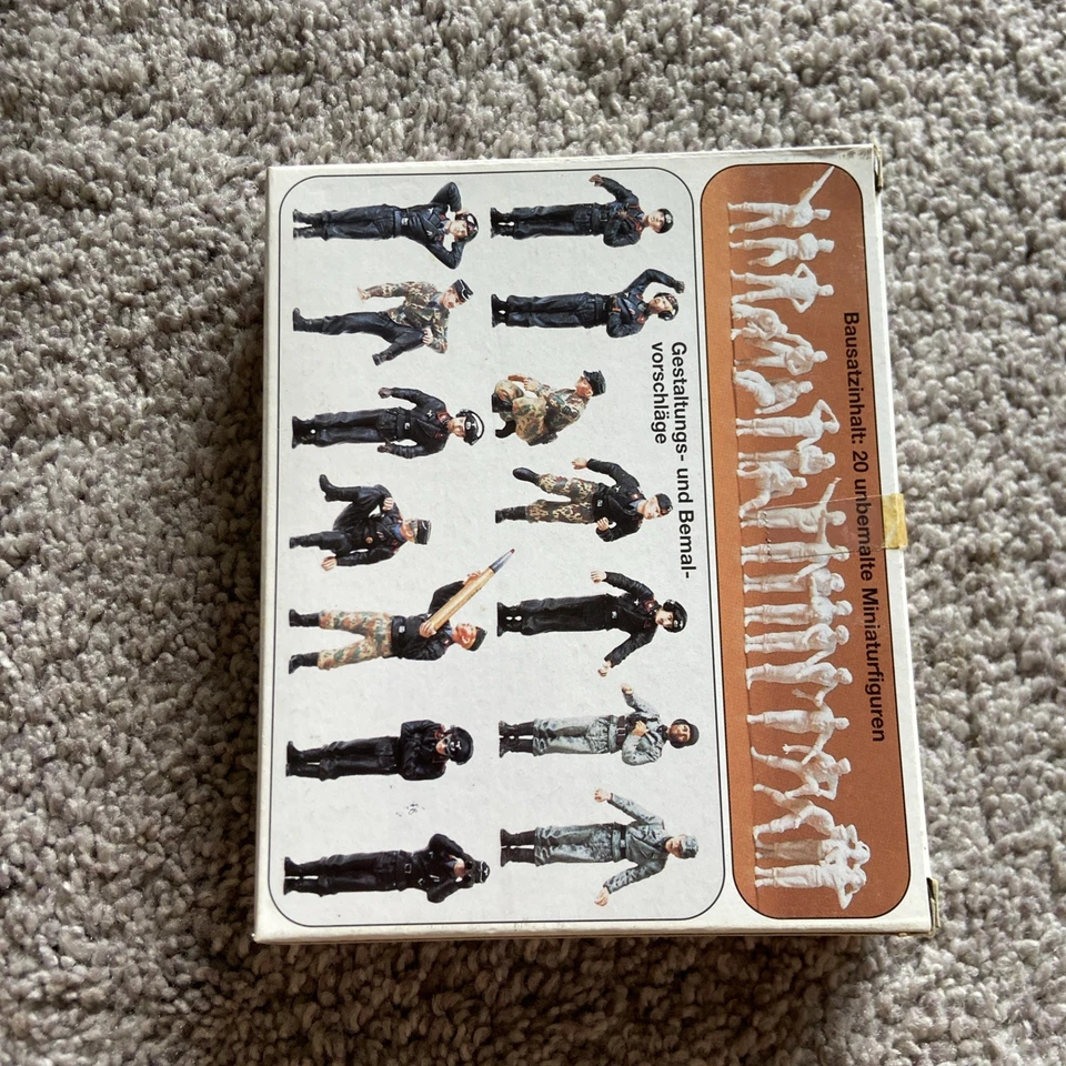 Preiser Military 1/87 ART.NR. 16515 German Tank Crew 20 Unpainted Miniatures NEW - Image 2 of 3