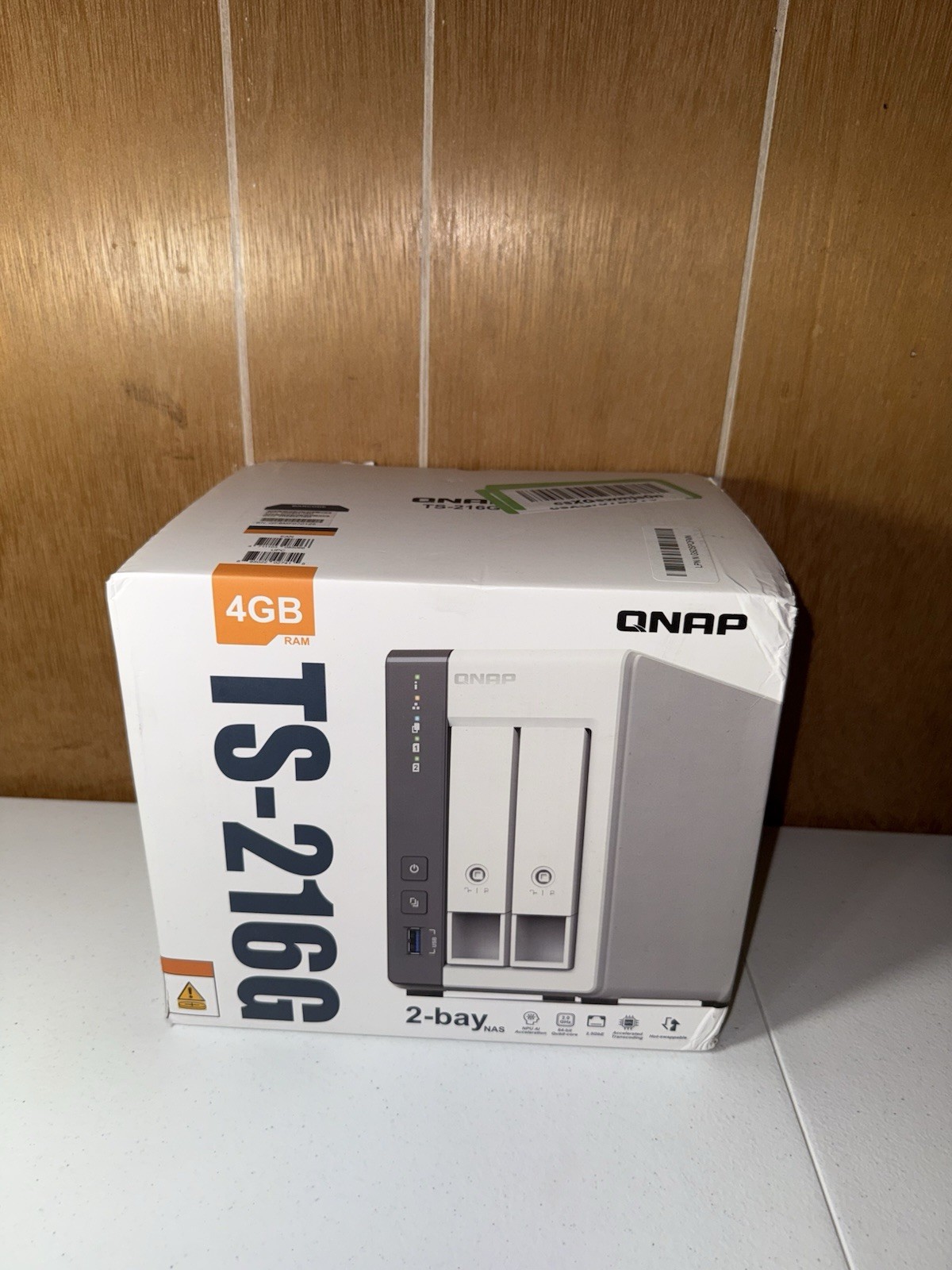 QNAP 2-Bay 2.5GbE Diskless Desktop TS-216G Open Box