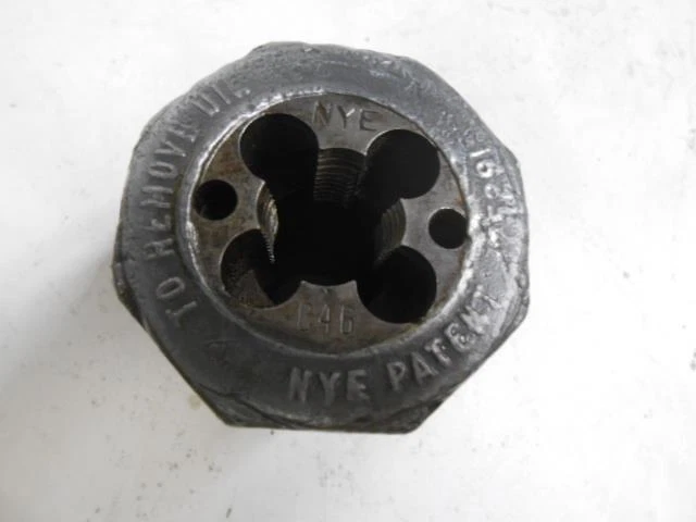 NYE 3/8" NPT Pipe Threading Head - Image 2 of 4