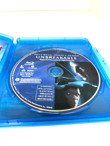 Unbreakable Blu-ray - Bruce Willis - Samuel L. Jackson - Region Free (A, B, C) - Picture 4 of 5