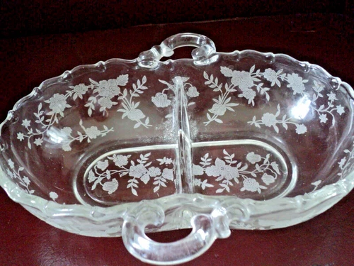 Fostoria Bouquet Etched Century Line Glass Divided Candy/Condiment Dish Floral