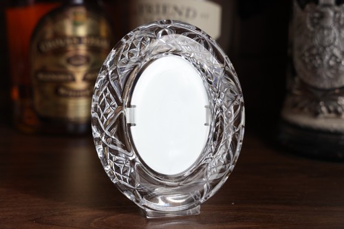 Vintage round picture frame, garanti lead crystal, france
