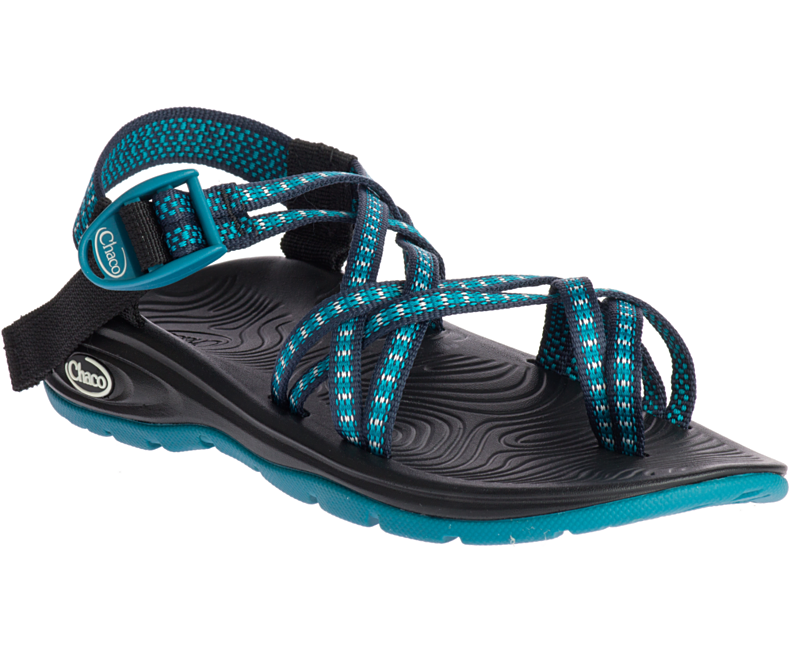 chaco women's ember hiking boot