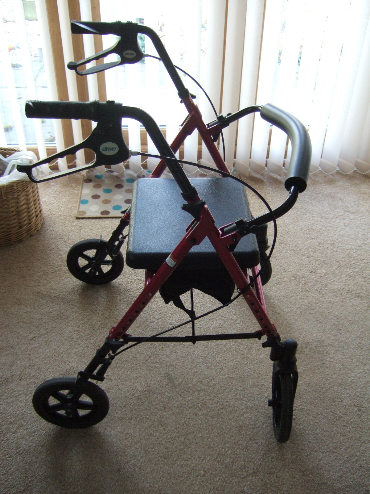 Drive Devilbiss R8RD Lightweight Alluminium Rollator with Seat eBay