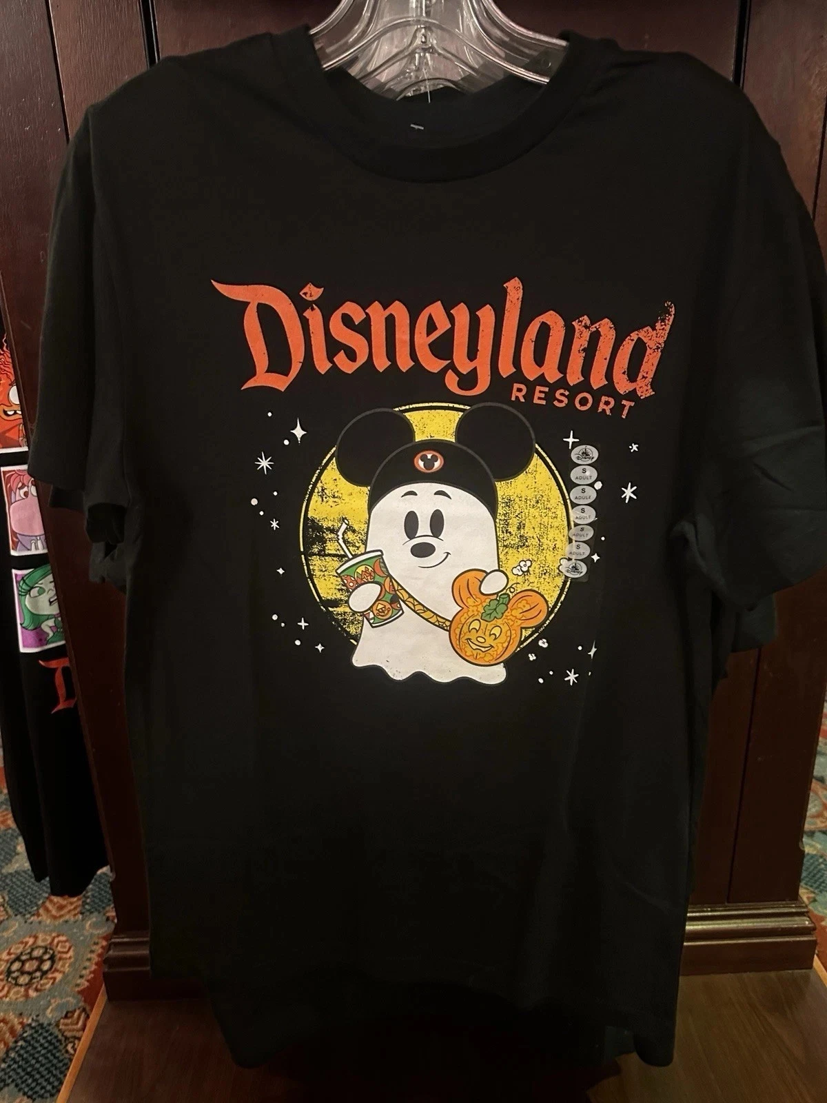 New Apparel Disneyland Resort 2025 Halloween Mickey Ghost Comfort Colors T-Shirt