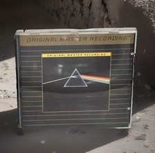 Pink Floyd Dark Side of the Moon MFSL 24 Karat Gold CD First  Press Japan - 1973
