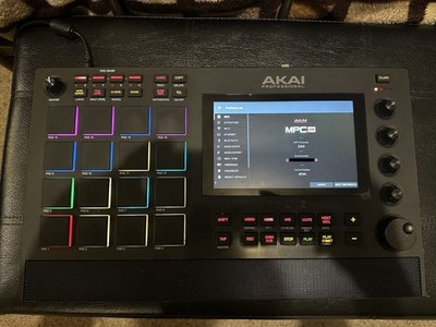 Akai Professional MPC Live 2