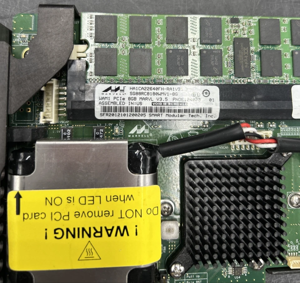 Dell Marvell 04KP8H 8GB Tarjeta de aceleración de escritura Módulo PCIe HA1CA22640FH-RA1V35 Foto 3 de 4