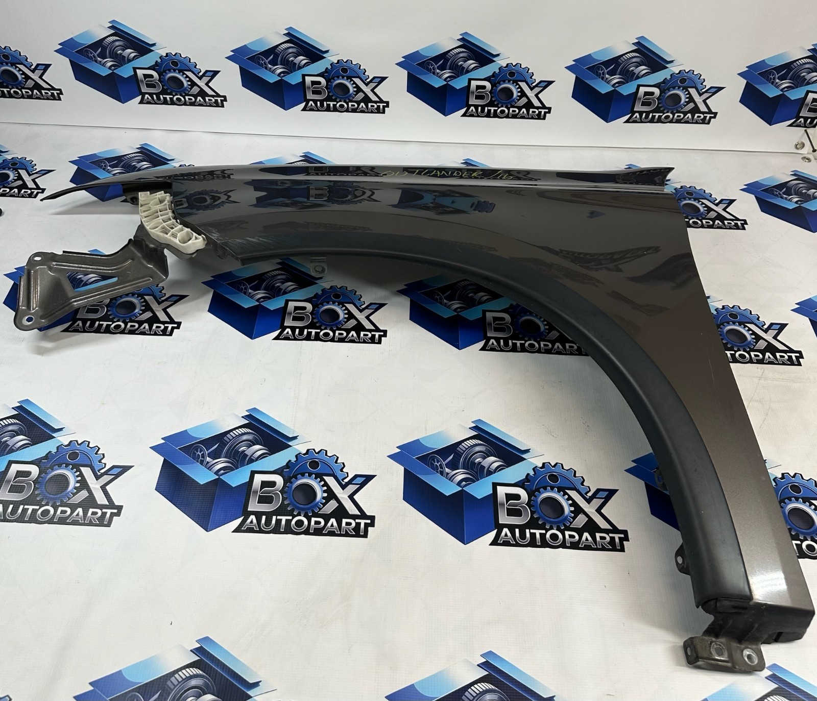 16-20 MITSUBISHI OUTLANDER FRONT LEFT FENDER PANEL SHELL COVER OEM