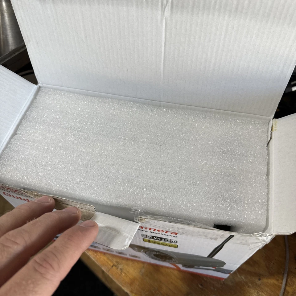 Foscam FI8906W Outdoor Wireless IP Camera - Image 4 of 4