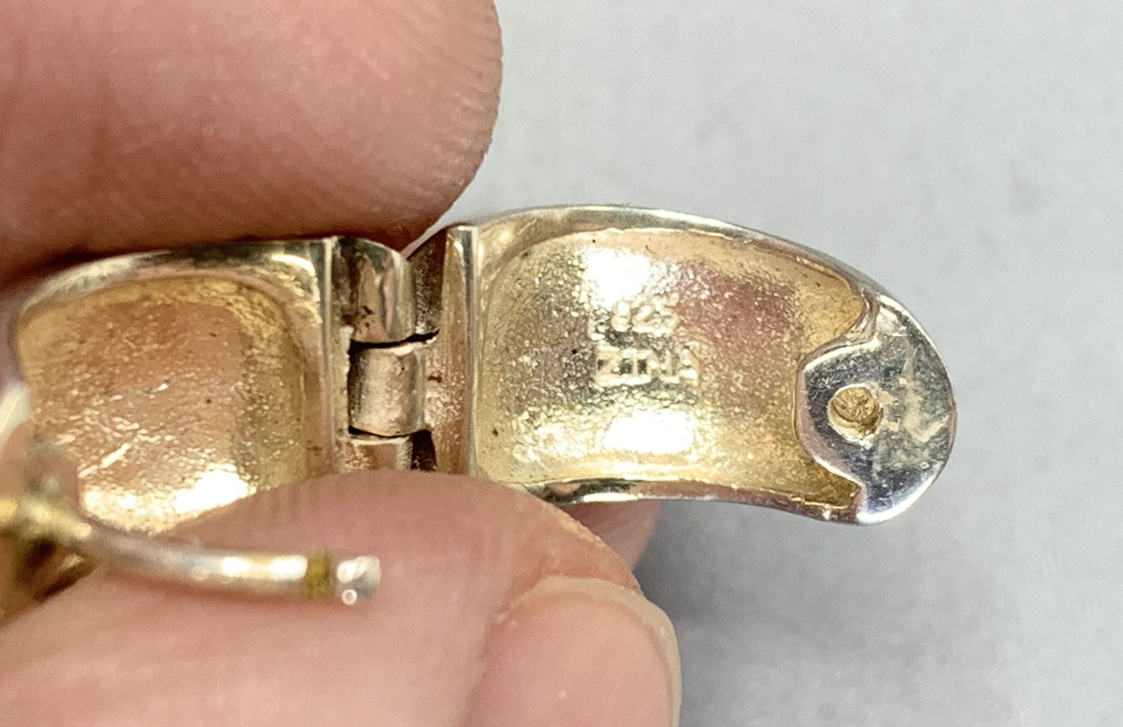 Sterling Silver Scrollwork Design Hinged Hoop Ear… - image 5