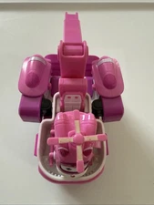 Super Wings Dizzy Pink Transforming Helicopter Toy Vehicle with Figure