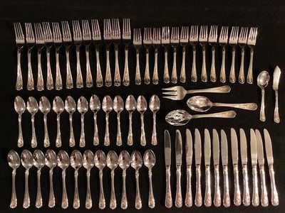 Lenox Golden Holiday Stainless Flatware 65 pc Comple Service  for 12 plus
