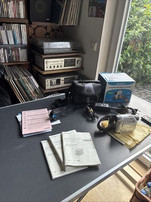 Sony DCR-HC19E Videokamera / MiniDV Camcorder Handycam / Akku Defekt
