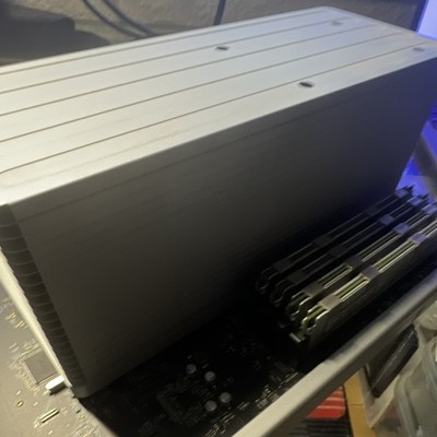Apple Mac Pro 5,1 CPU Tray Schlitten   Intel Xeon X5690 6 Core (3,46 GHz)