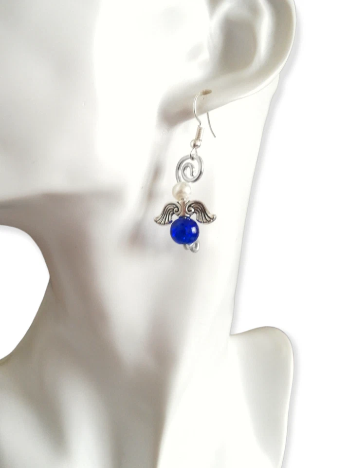Orecchini angelo spirale alluminio vetro blu argento ali angioletto idea regalo - Immagine 4 di 4