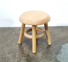 Dollhouse Step Stool Short Light Oak Finish Wood 1:12 Scale Miniature Furniture