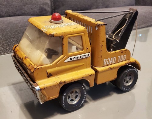 Structo Road Tug Tow Truck Wrecker Pressed Steel