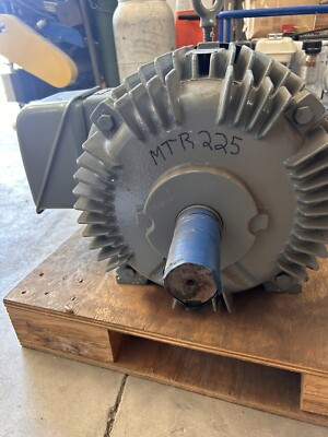 Toshiba World Energy 3 Phase Induction Motor 18.5 KW, SPEC: JIS-C