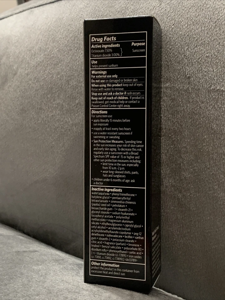 Bobbi Brown Nude Finish Tinted Moisturizer SPF15 DEEP TINT - Size 1.7 Oz / 50mL - Image 2 of 4