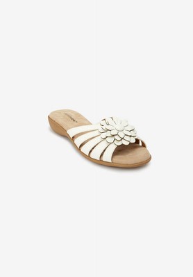 Comfortview Women's The Abigail Slip On Sandal (Wide Widths Available)