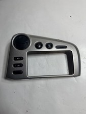 2003-2008 Toyota Matrix Pontiac Vibe Center Dash Radio Bezel Trim Vent Silver 37 2003-2008 Toyota Matrix Pontiac Vibe Center Dash Radio Bezel Trim Vent Silver 37