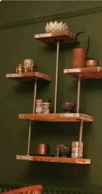 Rustikales industrielles Rohrregal Wandgerät zurückgewonnenes Gerüstbrett Steampunk 