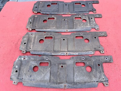 Opel Monza / Senator A  1 x Platte Vorderbau unter Kühler 90148122  90192112