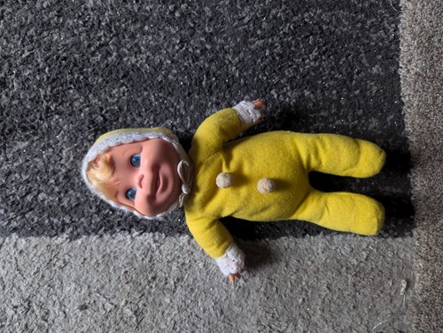 VTG 1970 Mattel Baby Ground Nut Shells Doll Yellow Plastic Face Plush Doll