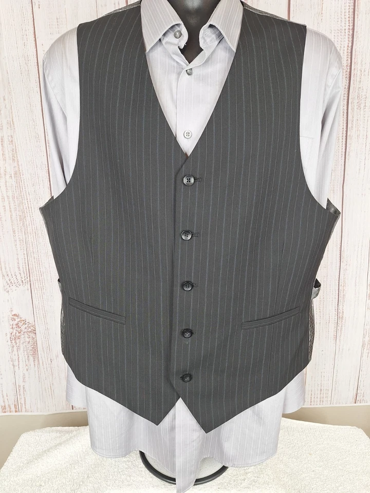 J Ferrar 3 Piece Suit Mens 44L 34X32 Black Stripe 3 Button Single Vented - Image 4 of 4