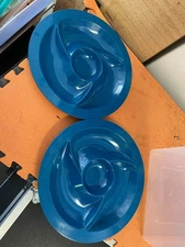PLASTIC BLUE SERVING TRAYS SET OF TWO