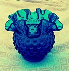 NICE FENTON Art Glass DEEP BLUE Hobnail Ruffled Double Crimped 4" Rose Bowl Vase
