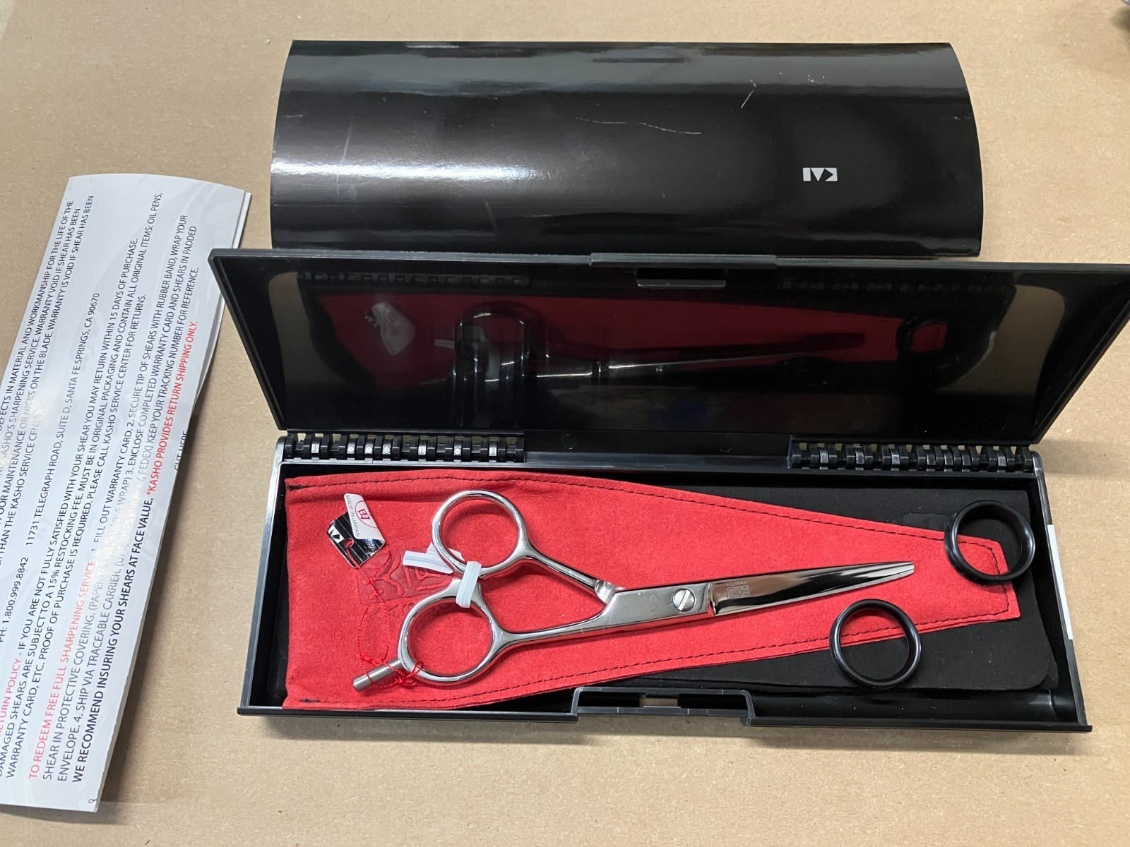 KASHO BLUE SERIES 5.5 Beauty Shear Open Box