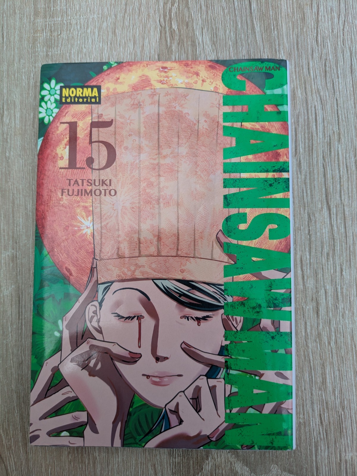 Chainsaw Man 15 de Fujimoto, libro Tatsuki