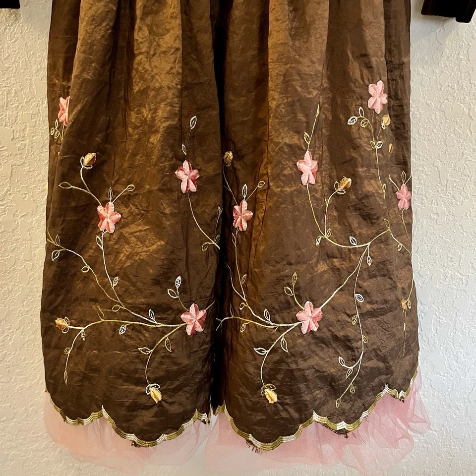 Jona Michelle 女孩 6 棕色天鹅绒粉色花卉刺绣假日派对连衣裙 — 第 3/4 张图片