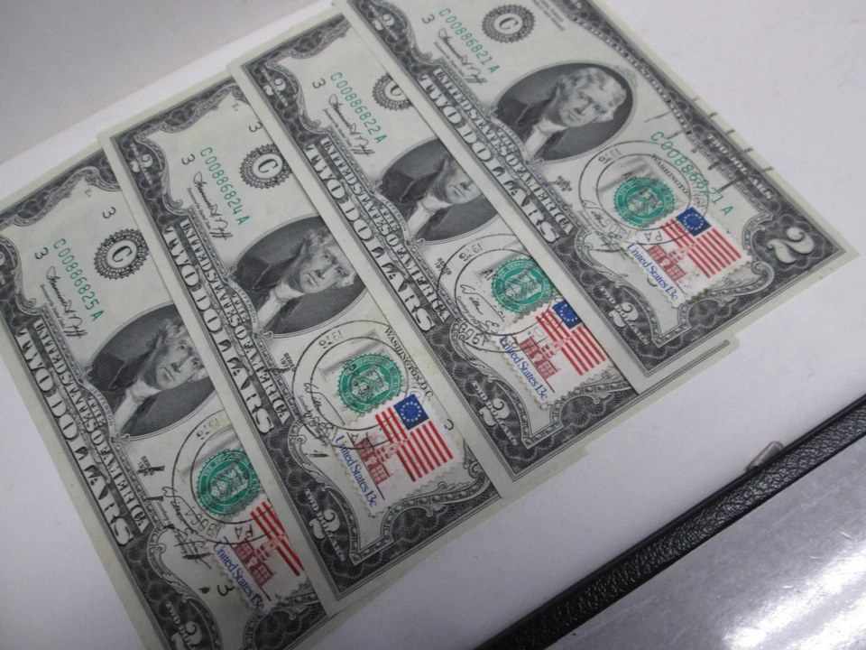 FOUR 1976 US $2 FEDERAL RESERVE NOTES- UNC & MOSTLY CONSECUTIVE FIRST DAY COVER - Image 3 of 4